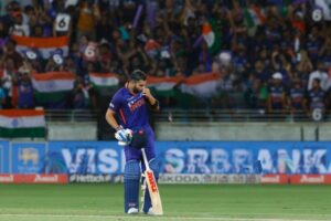 Virat Kohli celebrating century